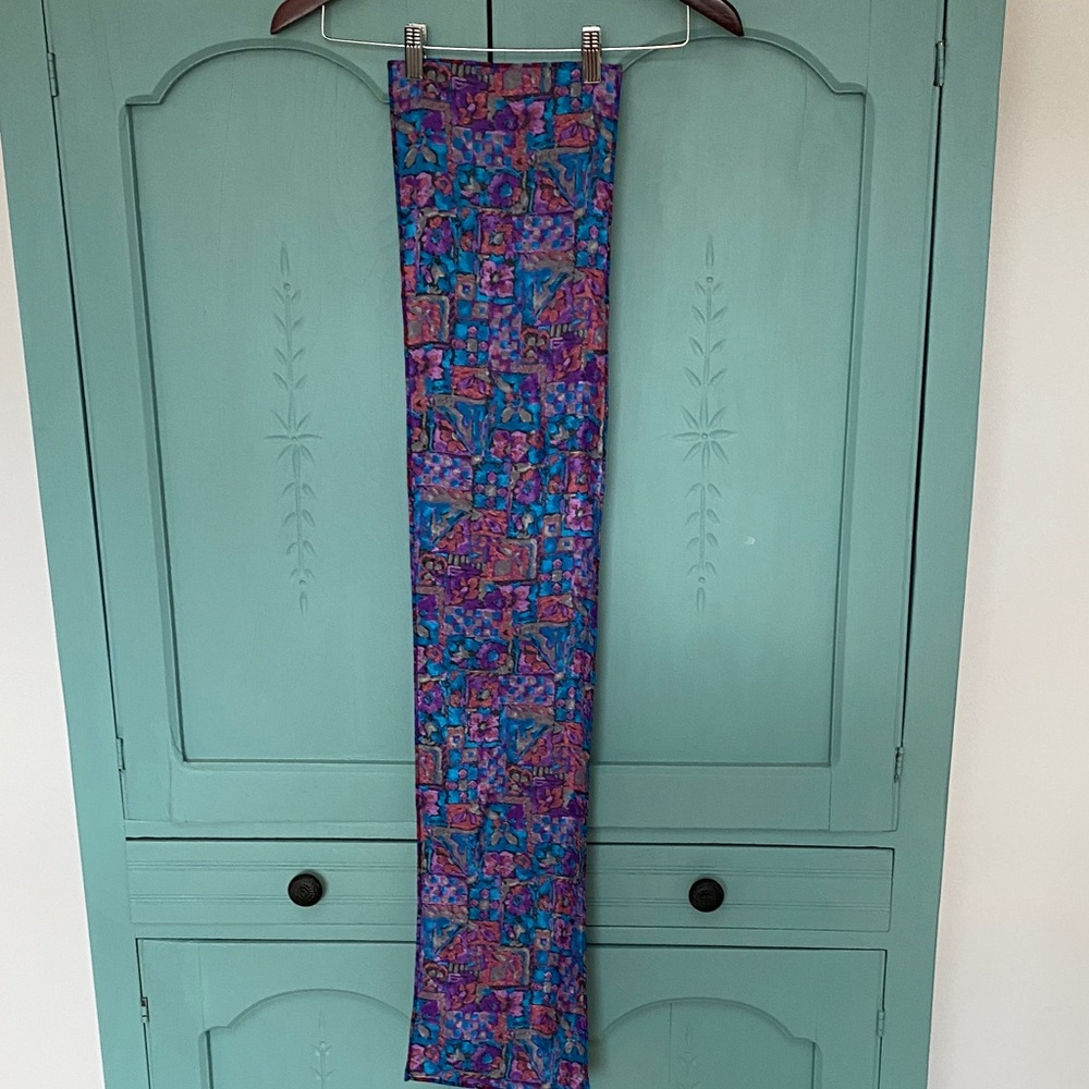 Colorful Patterned Scarf - Picture 3 of 6